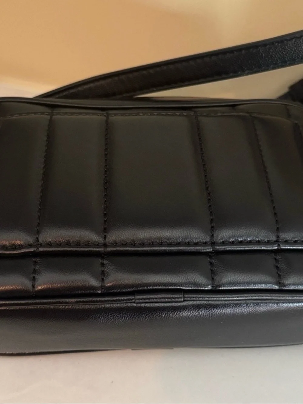 Tory Burch Kira NWOT Quilted Leather Camera Crossbody